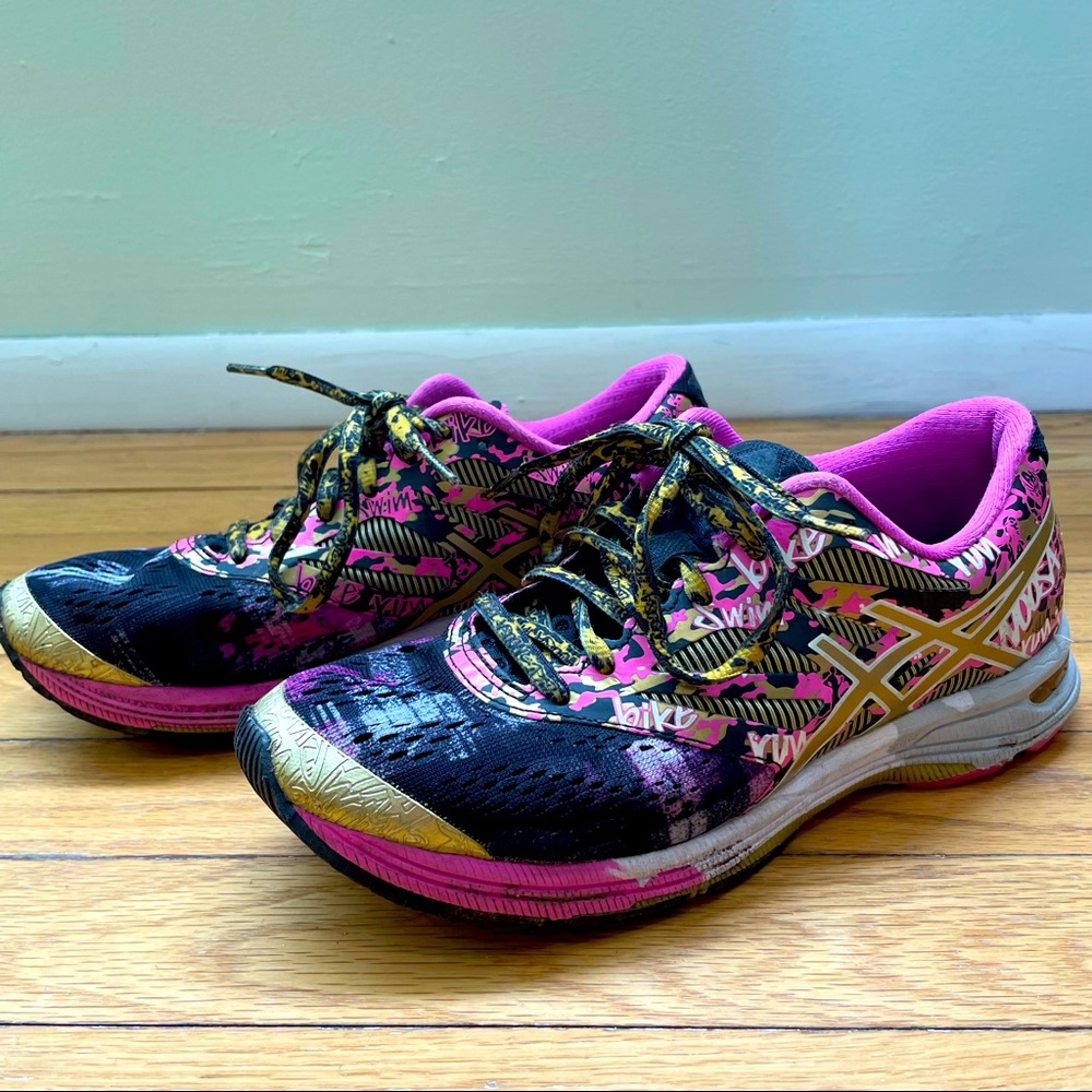 Noosa Asics sneakers
